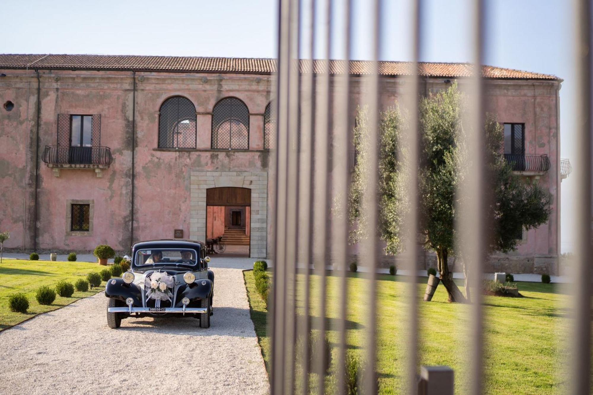ホテル Palazzo Principi Lanza サン・ニコーラ・アルチェッラ エクステリア 写真